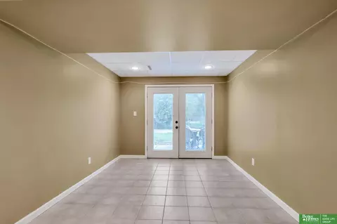 23706 Walnut Cir, Waterloo, NE 68069 photo 24