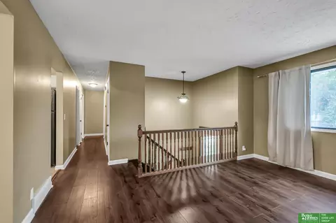 23706 Walnut Cir, Waterloo, NE 68069 photo 5