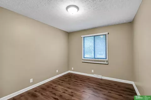 23706 Walnut Cir, Waterloo, NE 68069 photo 16
