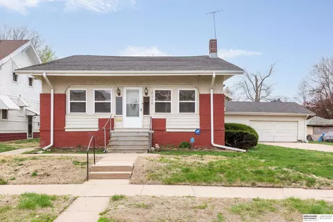 2119 Evans St, Omaha, NE 68110