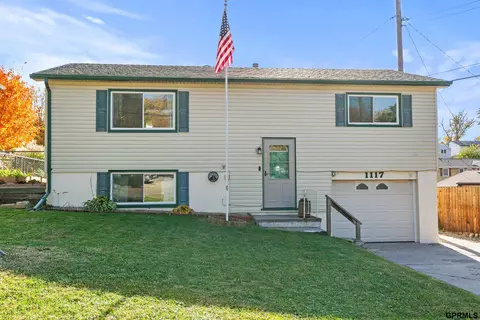 1117 9th Ave, Plattsmouth, NE 68048