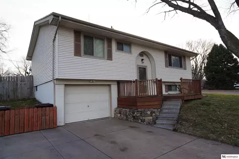 1645 W Garfield St, Lincoln, NE 68522
