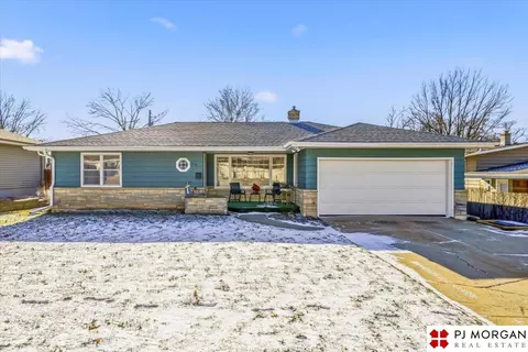 5417 Browne St, Omaha, NE 68104