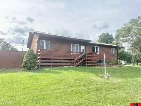 304 S Main St, Thurston, NE 68062