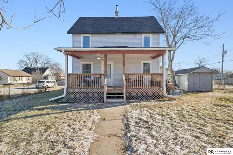 401 S 24th St, Council Bluffs, IA 51501