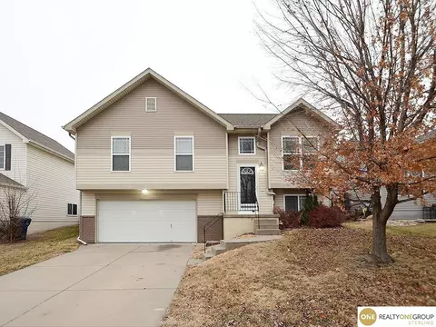 11002 Girard St, Omaha, NE 68142