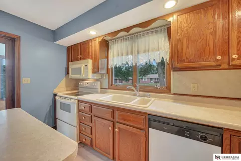 5419 Cloudburst Ln, Lincoln, NE 68521
