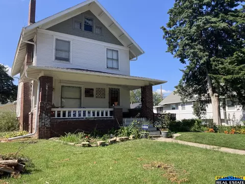 2043 S 24 St, Lincoln, NE 68502