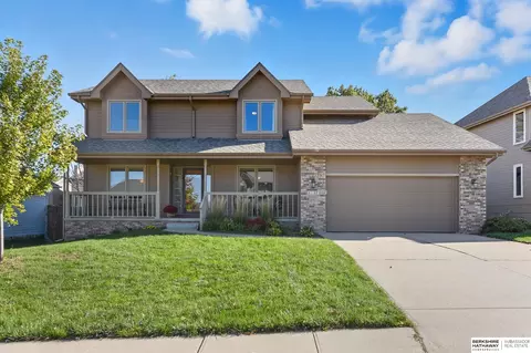 5127 N 135th Ave, Omaha, NE 68164