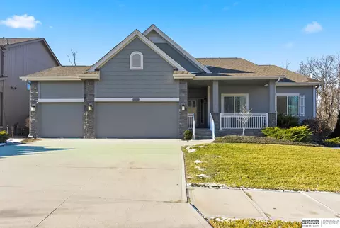 4428 S 199th Ave, Omaha, NE 68135