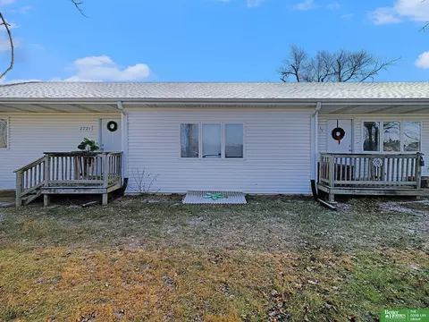 2221 2221 12 Avenue D, Plattsmouth, NE 68048