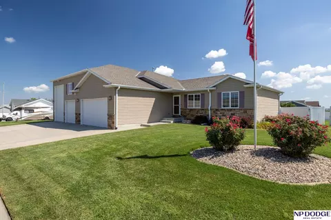 2100 NW 45th St, Lincoln, NE 68528