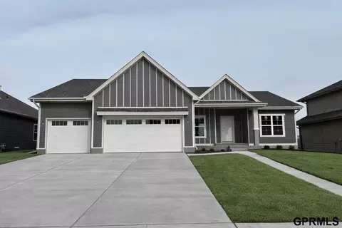 11363 N 170 St, Bennington, NE 68007