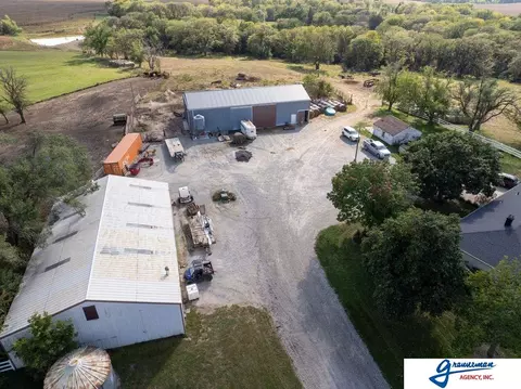 Exterior - 7061 E Maple Rd, Holmesville, NE 68310 photo 8 of 17
