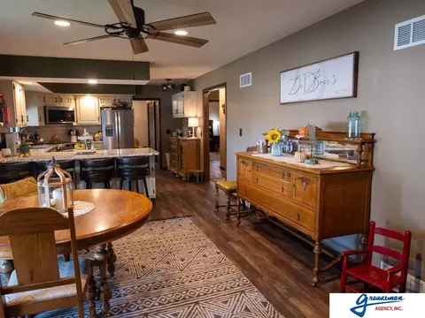 Entry Way - 7061 E Maple Rd, Holmesville, NE 68310 photo 1 of 4