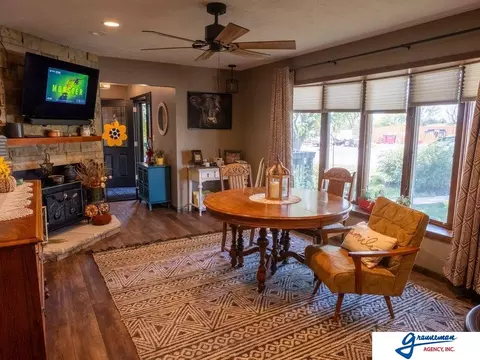 Dining - 7061 E Maple Rd, Holmesville, NE 68310 photo 1 of 1