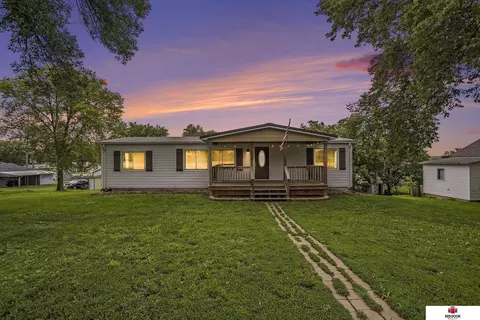 837 Ash St, Adams, NE 68301