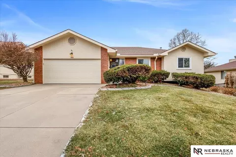 13973 Arbor Cir, Omaha, NE 68144