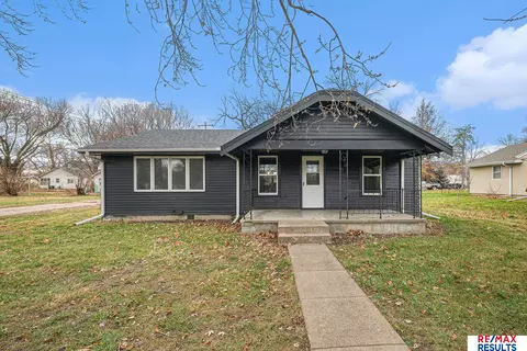 416 N 11th St, Tekamah, NE 68061
