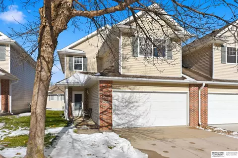 15322 Amy Plz, Omaha, NE 68137