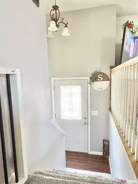 Entry Way - 114 N 28 St, Beatrice, NE 68310 photo 1 of 2