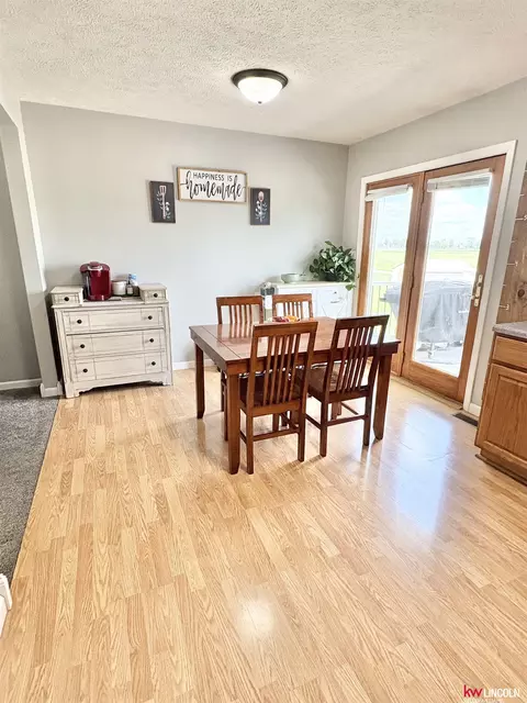 Dining - 114 N 28 St, Beatrice, NE 68310 photo 1 of 1