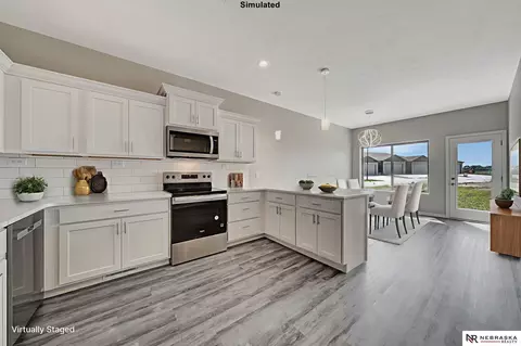 8855 Bristlecone Dr, Lincoln, NE 68526