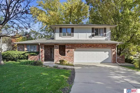 7420 Wren Cir, Lincoln, NE 68506