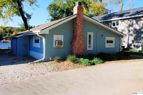 32325 E Lake Park Dr, South Bend, NE 68058
