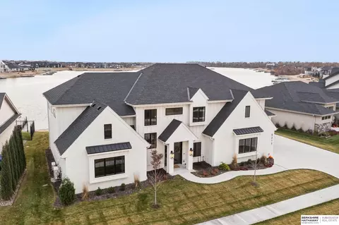 6213 N 295th St, Valley, NE 68064