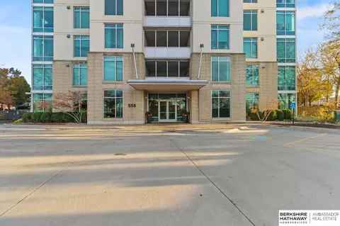 555 Riverfront Plz #202, Omaha, NE 68102