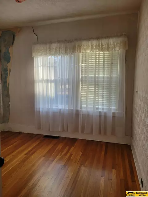 1416 N 11th St, Beatrice, NE 68310 photo 10