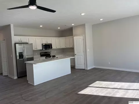 1701 Northland Dr, David City, NE 68632