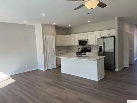 1681 Northland Dr, David City, NE 68632