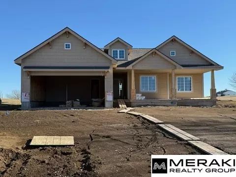 8777 12th Ave, Plattsmouth, NE 68048