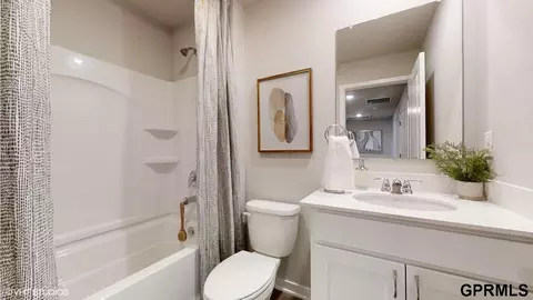 Entry Way - 8903 N 167th St, Bennington, NE 68007 photo 1 of 1