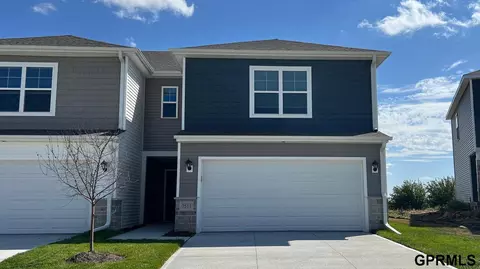 8973 N 167th St, Bennington, NE 68007