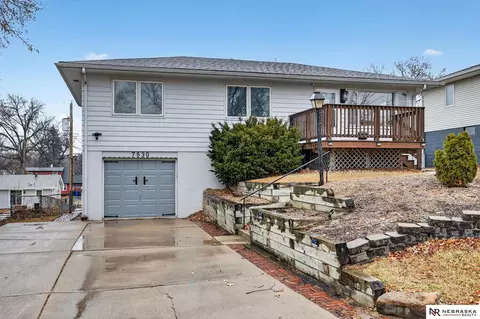 7630 Nina St, Omaha, NE 68124