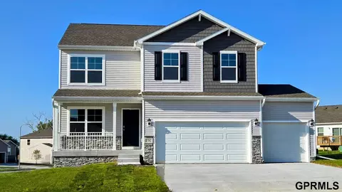 12913 S 65th St, Papillion, NE 68133