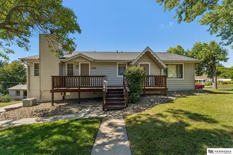 5002 S 59th St, Omaha, NE 68117