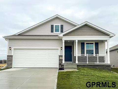 12707 S 205th Ave, Gretna, NE 68028