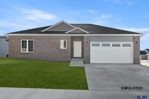 5838 S 94th St, Lincoln, NE 68526
