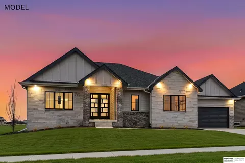 3513 S 220th St, Elkhorn, NE 68022