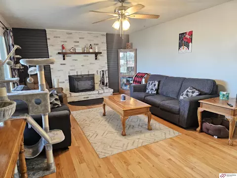 407 Manchester St, Pickrell, NE 68422 photo 5