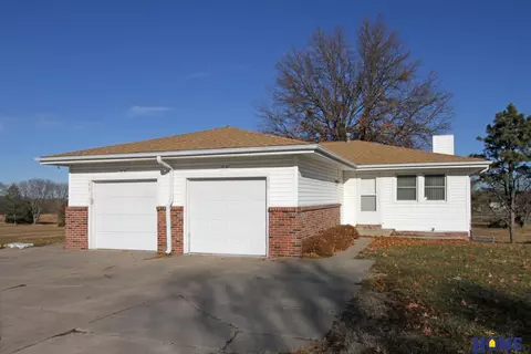 3836 3838 Sweetbriar Ln, Lincoln, NE 68516
