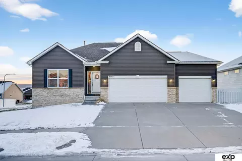16953 Jackson Ave, Gretna, NE 68028