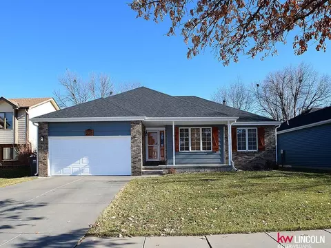 7550 Brummond Dr, Lincoln, NE 68516