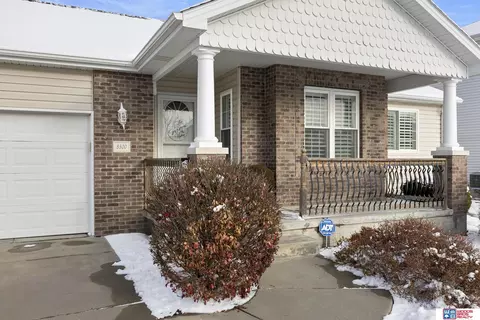 8300 Ryley Ln, Lincoln, NE 68512