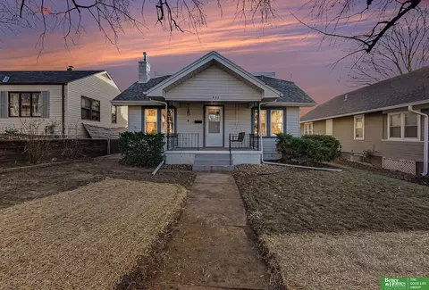 4185 Chicago St, Omaha, NE 68131
