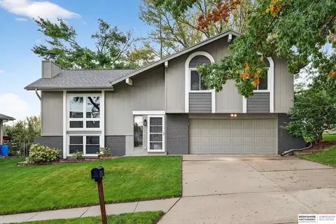 2305 N 127th Cir, Omaha, NE 68164
